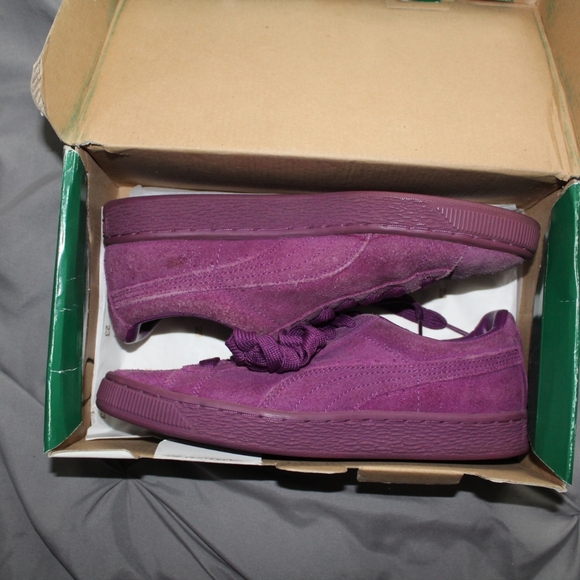 Puma Suede Shoes - Picture 2 of 12
